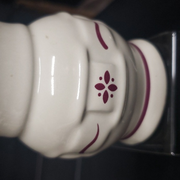 Longaberger Pottery Woven Traditions Red and Ivory Salt and Pepper Shakers - Picture 4 of 4